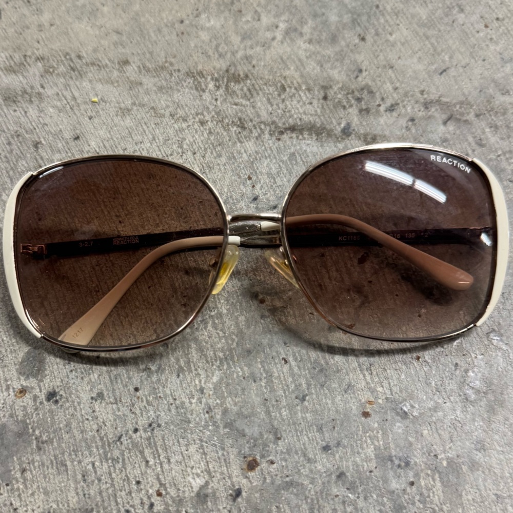 Kenneth Cole Reaction Women’s Oversized‎ White Brown Sunglasses Outdoor
